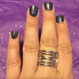 Silver color Paparazzi ring